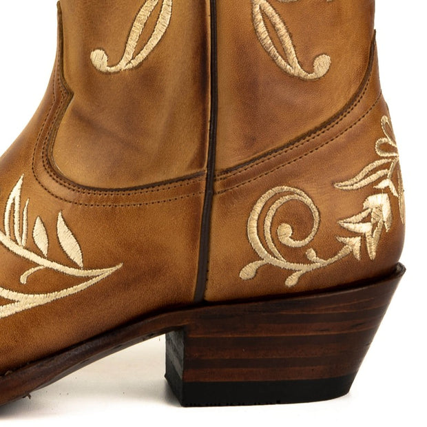 Botas Cowboy Country e Western de Mulher 2669 Couro Castanho com Bordado Floral